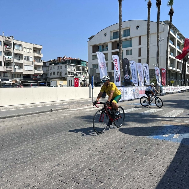 Muğla'da 15 Temmuz şehitleri anısına bisiklet yarışı