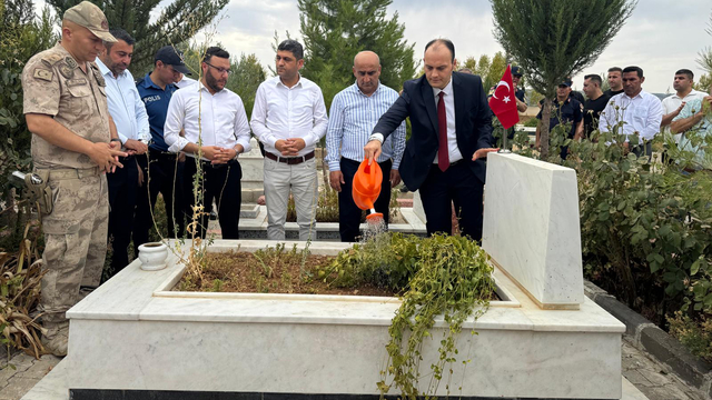 Araban'da şehitlik ziyaret edildi