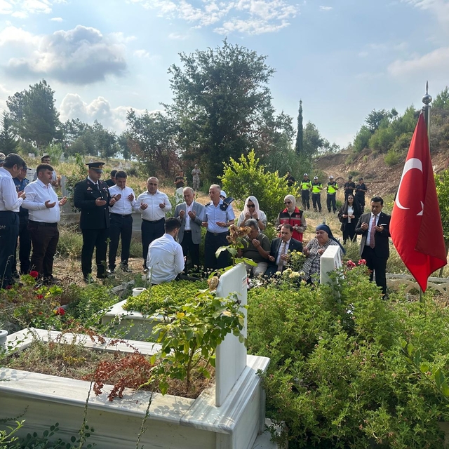 Mersin ve Hatay'ın ilçelerinde 15 Temmuz şehitleri dualarla anıldı