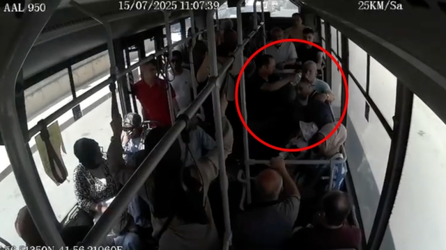 Otobüs şoförü, rahatsızlanan yolcuyu hastaneye yetiştirdi