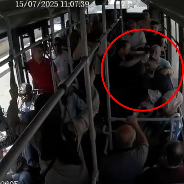 Otobüs şoförü, rahatsızlanan yolcuyu hastaneye yetiştirdi