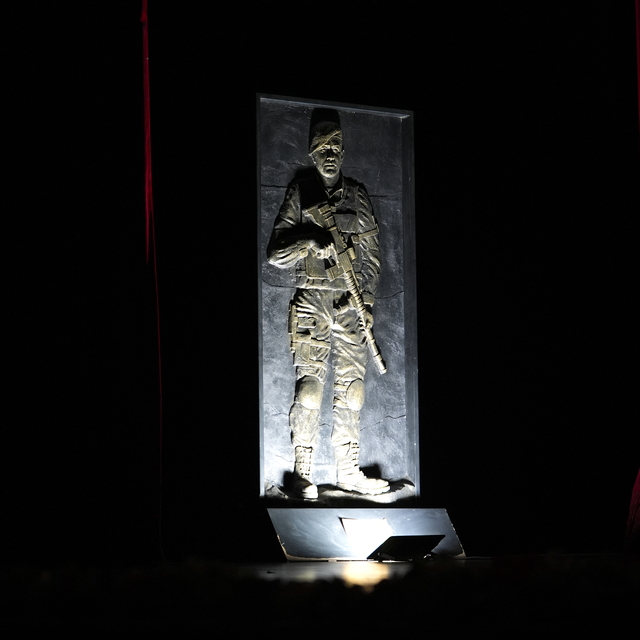 Erzurum'da iletişimcilerin hazırladığı "Darbe Kafası" filminin gösterimi ya...