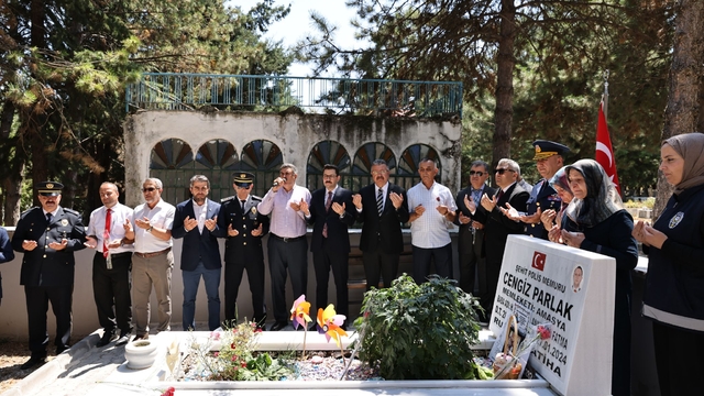 Merzifon'da "15 Temmuz" dolayısıyla şehitlik ziyaret edildi