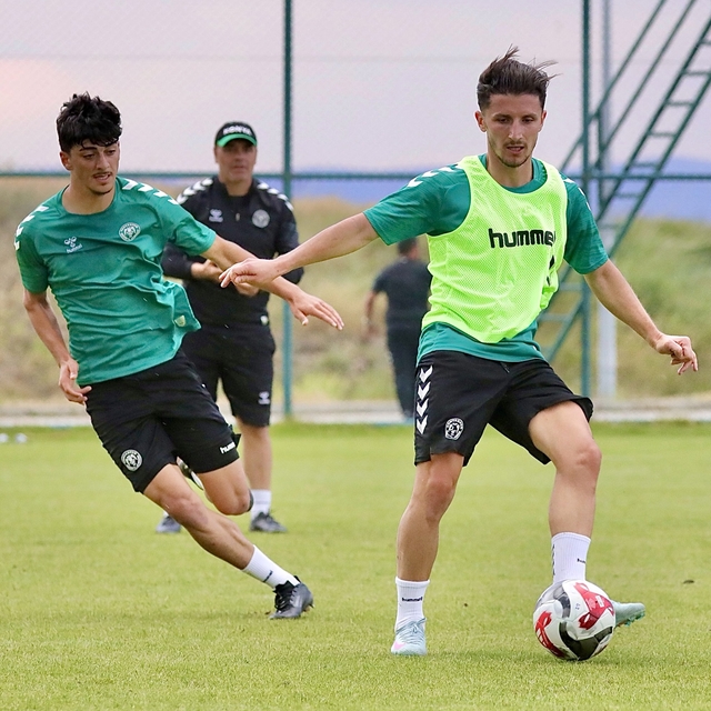 Konyaspor, yeni sezon hazırlıklarını Erzurum'da sürdürüyor