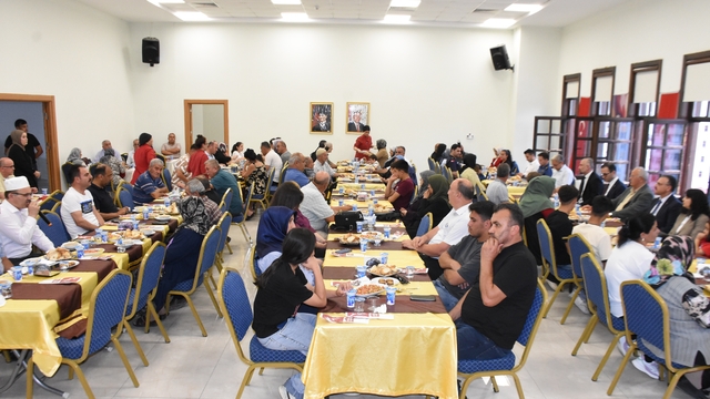 Boyabat'ta şehit aileleri ile gaziler onuruna yemek düzenledi