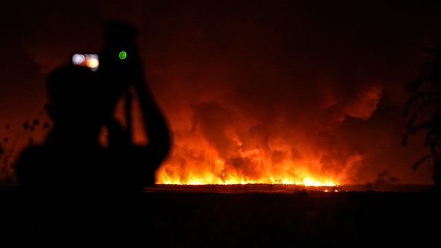 Tekirdağ'da çıkan orman yangını Çanakkale'ye sıçradı
