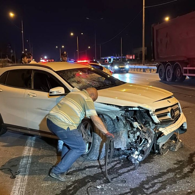 Kocaeli'deki trafik kazasında 2 kişi yaralandı