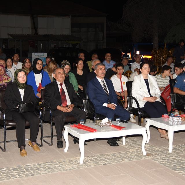 Bahşılı'da 15 Temmuz Demokrasi ve Milli Birlik Günü dolayısıyla yürüyüş düz...
