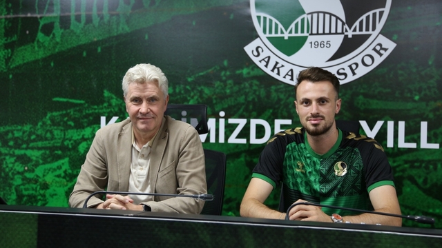 Sakaryaspor'dan defansa takviye