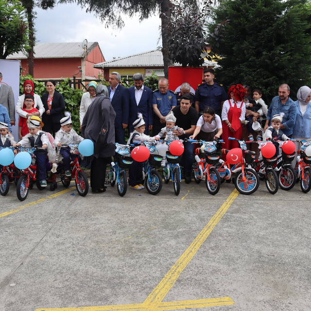 Rize'de toplu sünnet töreni