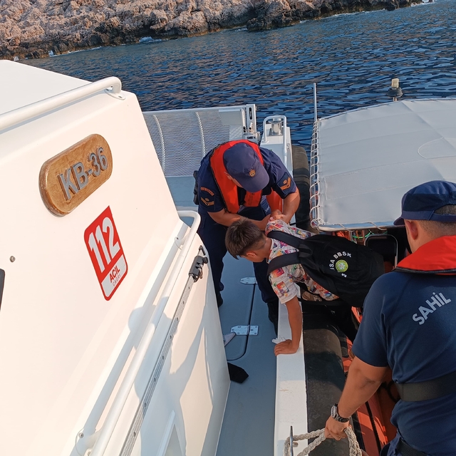 Antalya'da 21 düzensiz göçmen yakalandı