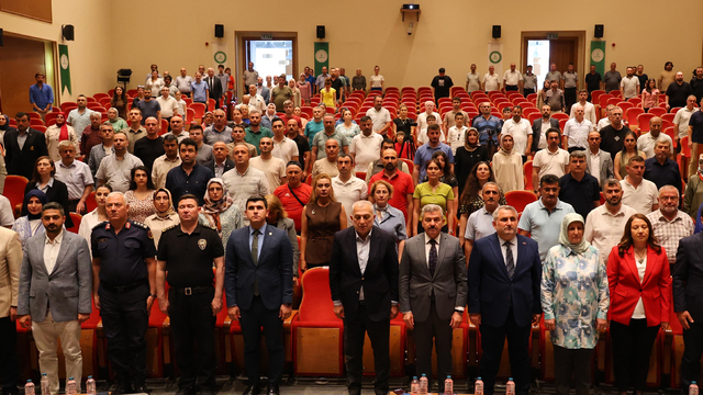 Artvin'de "15 Temmuz Demokrasi ve Milli Birlik Günü" konferansı düzenlendi