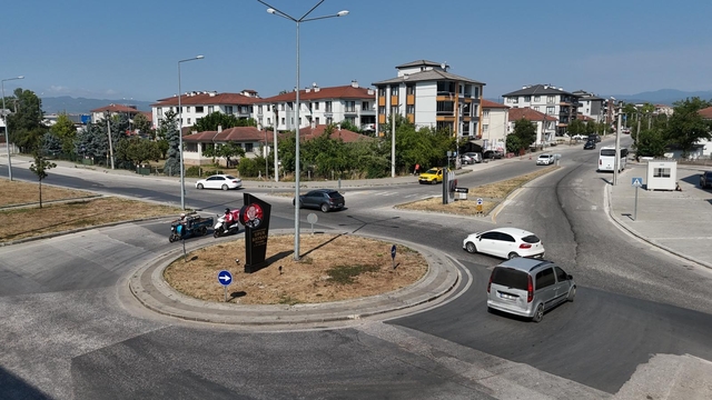 Düzce'de 15 Temmuz şehidi emniyet müdürü Ufuk Baysan'ın ismi kavşağa verildi