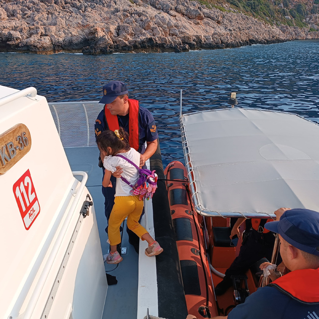 Antalya'da 21 kaçak göçmen yakalandı