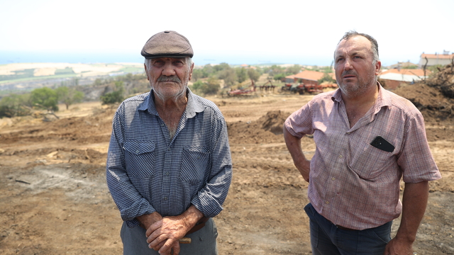 Tekirdağ'daki orman yangınında ağılları zarar gören besiciler yaşadıklarını anlattı