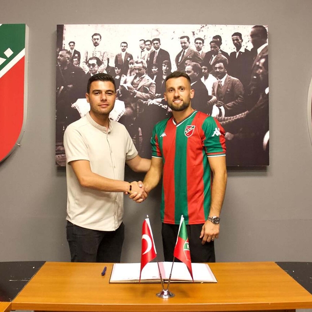 Karşıyaka yeni kalecisini buldu