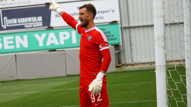Nazillispor eski kalecisi Zekeriya'yı aldı