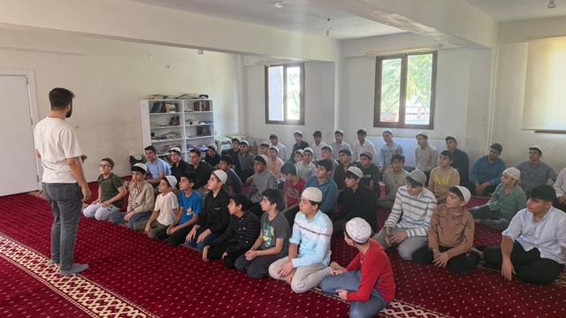 Batman'da Kur'an kursu öğrencilerine teknoloji bağımlılığı eğitimi verildi