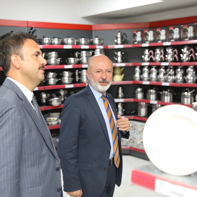 Başkan Çolakbayrakdar, Kocasinan Kaymakamı Ermiş'e ziyarette bulundu