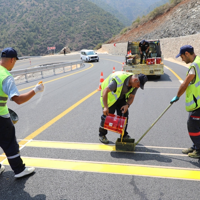 Hatay'da Serinyol-Madenli yolu açılışa gün sayıyor