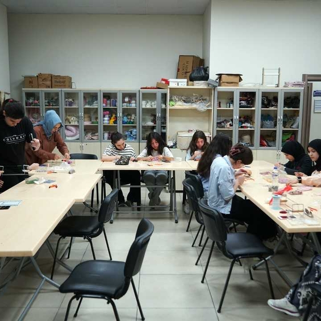 KAMEK ile gençler yaz tatilini verimli geçiriyor