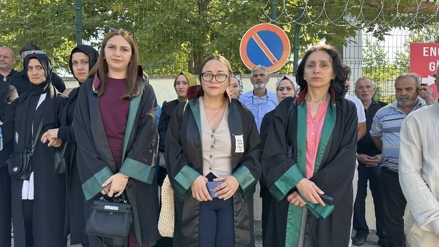 Sakarya'da karısını öldüren sanığın yargılanmasına devam edildi