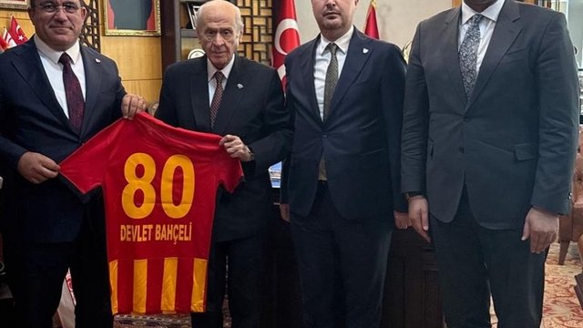 Kayserispor'dan MHP lideri Bahçeli'ye ziyaret
