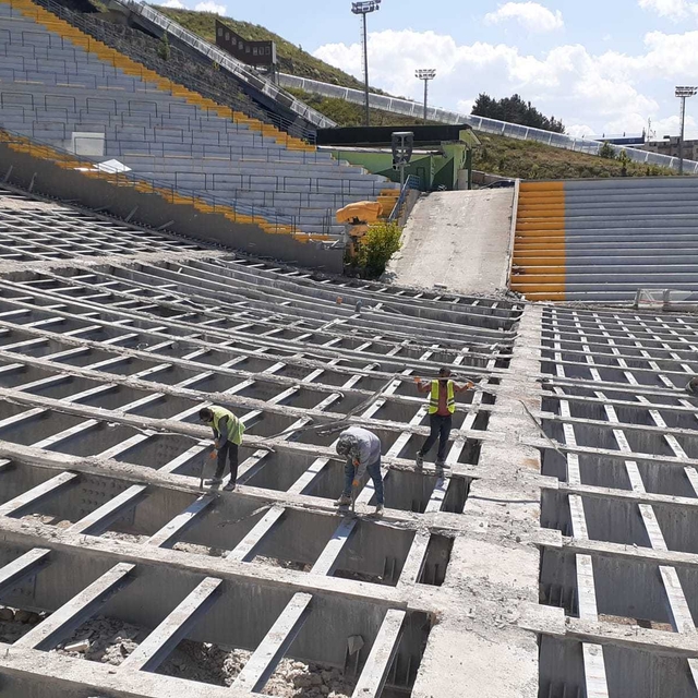 Erzurum'daki kayakla atlama kulelerinin pisti ahşap zemine çevriliyor