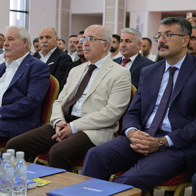 ASRİAD'ın "Doğu Anadolu Yatırım Fırsatları Buluşması" Hakkari'de düzenlendi