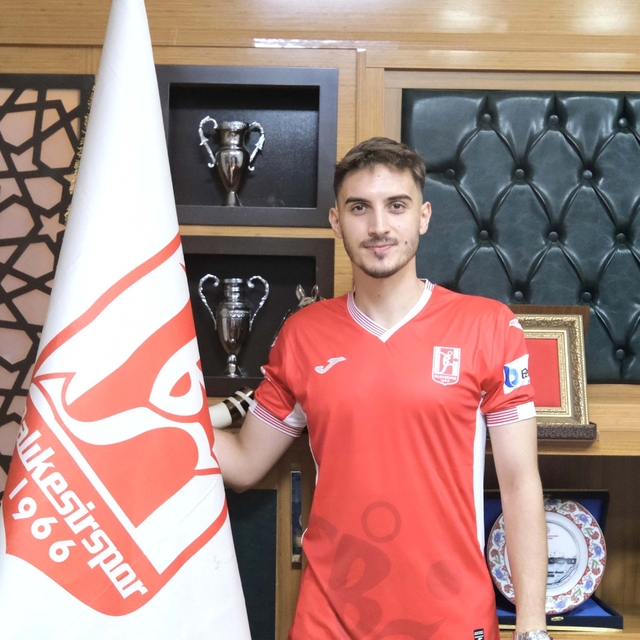 Balıkesirspor'dan imza şov