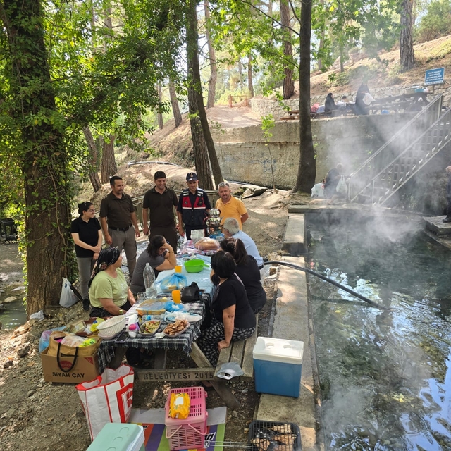 Kumluca'da piknik yapanlar orman yangınlarına karşı uyarıldı