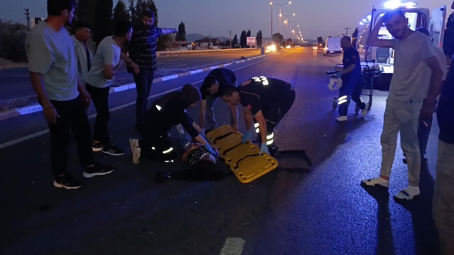 Şarkışla'da otomobilin çarptığı yaya yaralandı