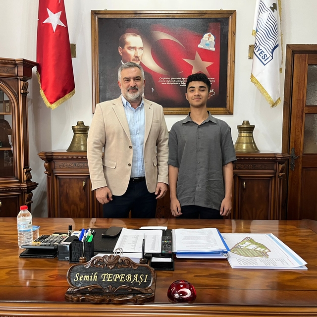 LGS sınavında tam puan alan öğrenciden Niksar Belediye Başkanı Tepebaşı'ya...