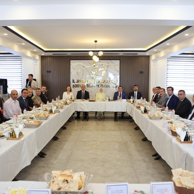 Aile ve Sosyal Hizmetler Bakanı Göktaş, Muş'ta konuştu: