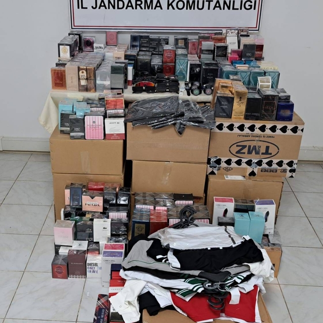 Samsun'da kaçak ürünler satan şüpheli yakalandı