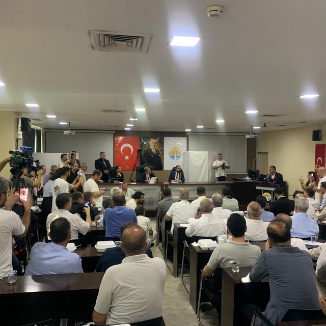 Adana Büyükşehir Belediye Başkan Vekili, CHP'li Geçer oldu (2)