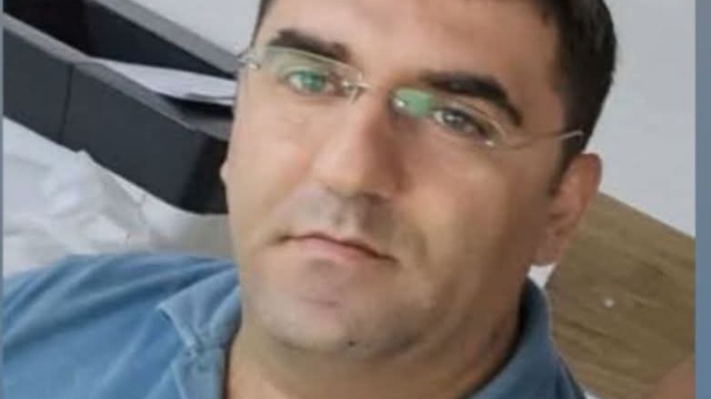 Ağladığı için gezdirdiği çocuğu kucağındayken silahlı kavganın ortasında kalıp ölmüş