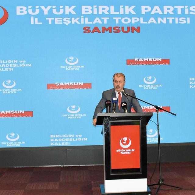 BBP Genel Başkanı Destici, Samsun İl Teşkilat Toplantısı'nda konuştu: