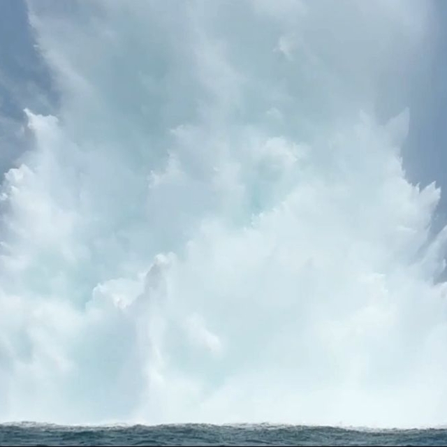 Denizde bulunan mayın patlatılarak imha edildi