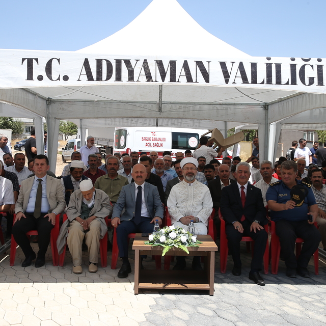 Diyanet İşleri Başkanı Erbaş, Adıyaman'da cami açılışı ve temel atma töreni...