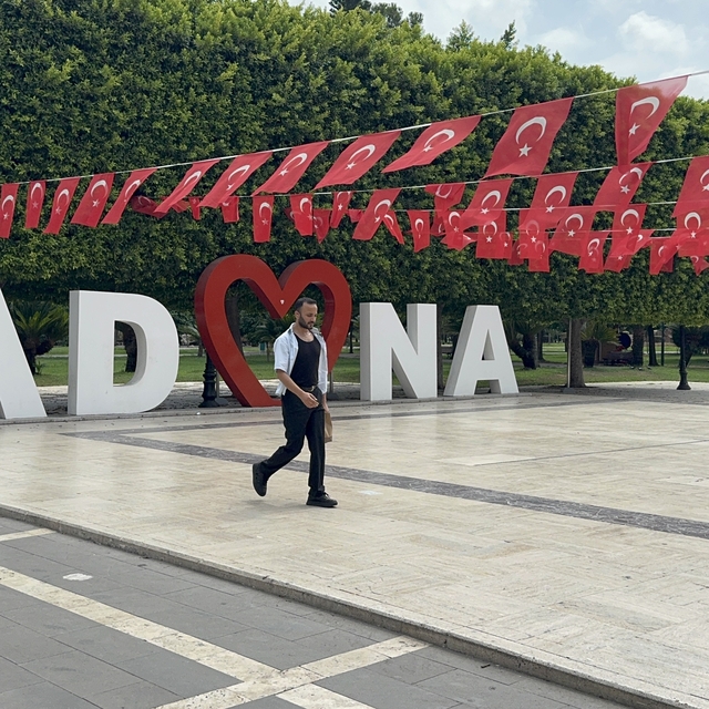 Doğu Akdeniz'de sıcak hava ve yüksek nem etkisini sürdürdü