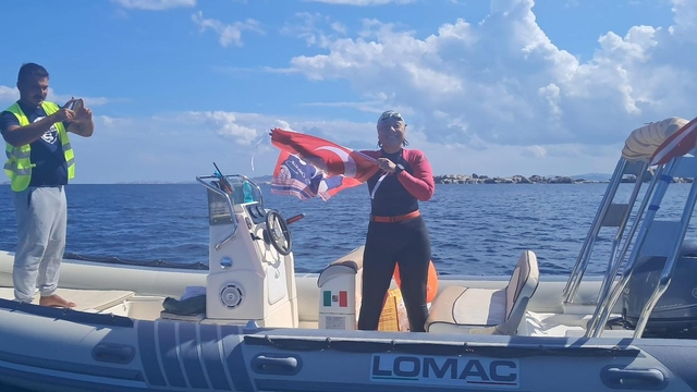 Sinem Serinkan, Manhattan 20 Bridges Swim parkurunda Türkiye'yi temsil etti