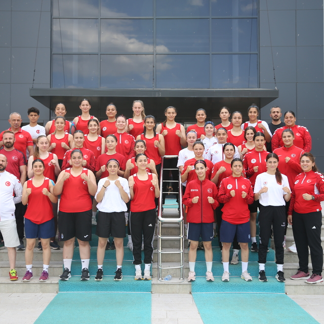 Genç Kadın Boks Milli Takımı, kamp çalışmalarının ilk etabını tamamladı