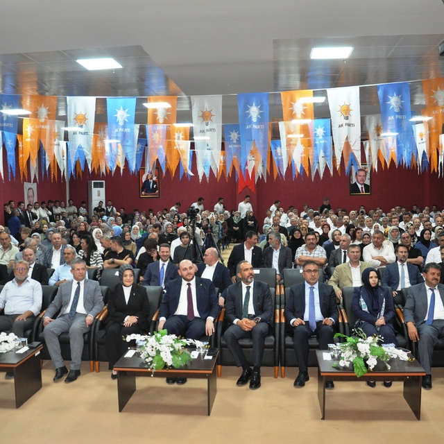 AK Parti Genel Başkan Yardımcısı Büyükgümüş, Kütahya'da konuştu: