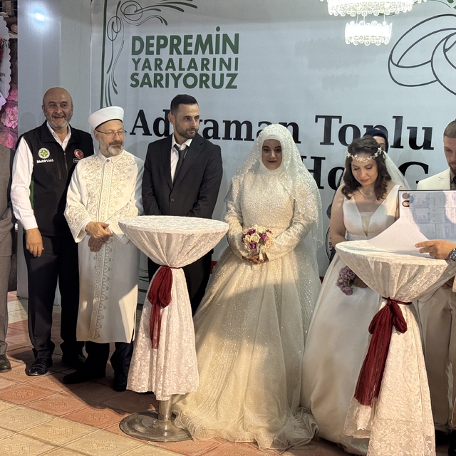 Diyanet İşleri Başkanı Erbaş, Adıyaman'da toplu nikah töreninde konuştu: