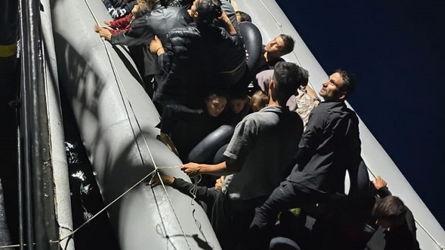 Çanakkale'de 38 düzensiz göçmen yakalandı