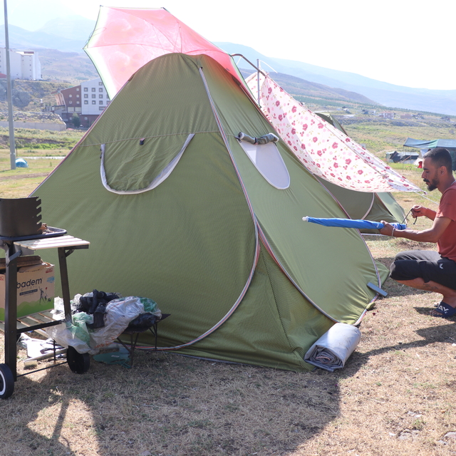2 bin 200 metre yükseklikteki yaylada çadır tatili