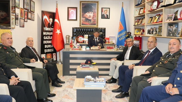 Bursa'da Kıbrıs Barış Harekatı'nın 51. yıl dönümü dolayısıyla tören düzenlendi