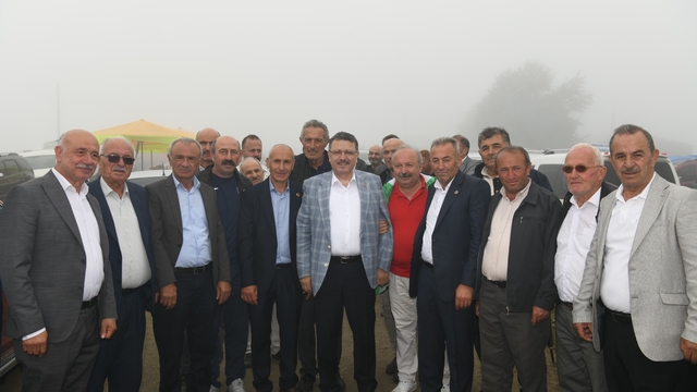 Trabzon'da "Çalköy Hırsafa Yayla Şenliği" yapıldı