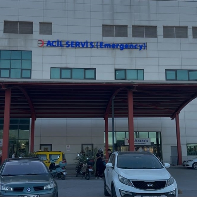 Sünnet düğününde dağıtılan tavuklu pilav yiyen 100 kişi hastanelik oldu